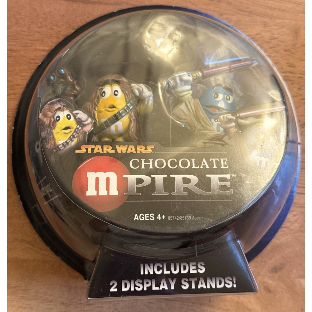 Hasbro Star Wars Chocolate Mpire - Mace Windu - Chewbacca Action Figures - Picture 1 of 4